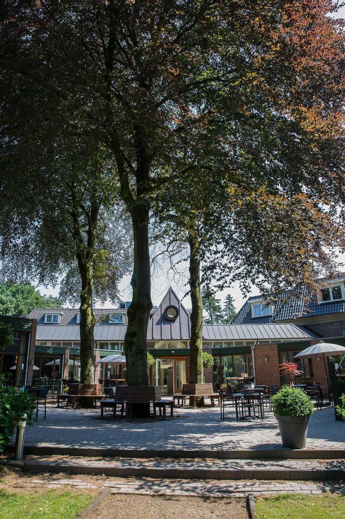 Hotel De Werelt Garderen Exterior foto